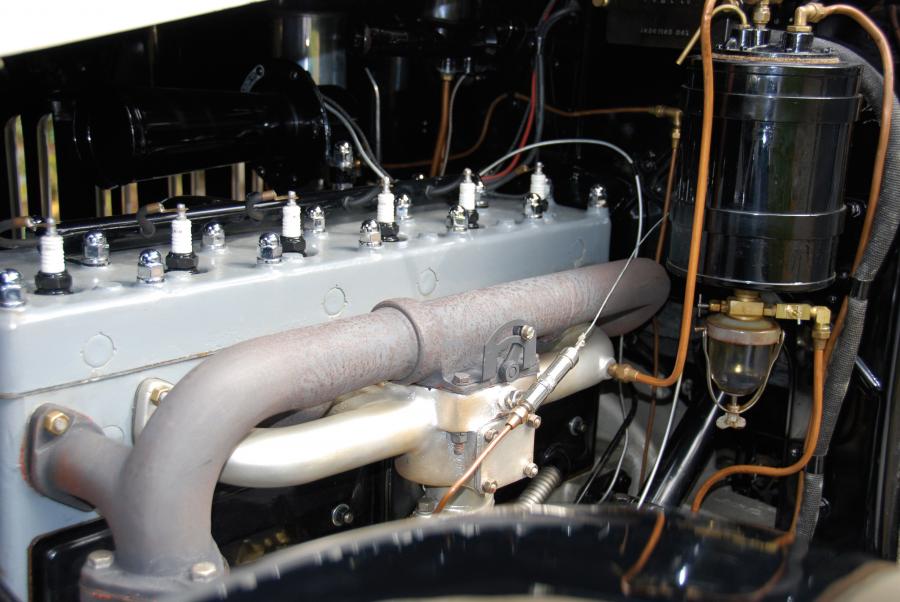  Pierce-Arrow Model 81 5-Passenger Sedan 1928 года  (фото 4 из 5)